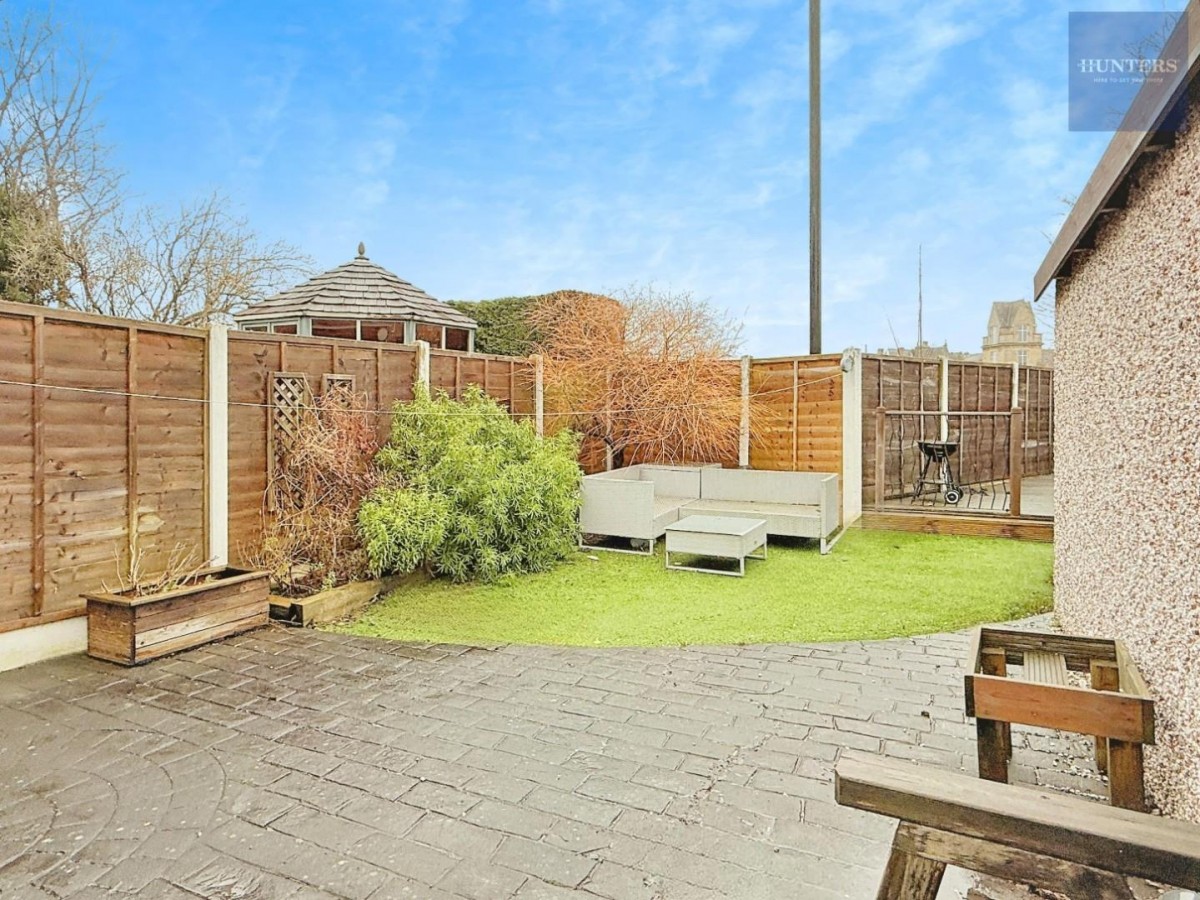 Carlton Avenue, Pudsey, LS28 7LR