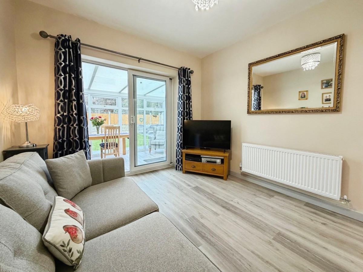 Glenesk Road, Great Sutton