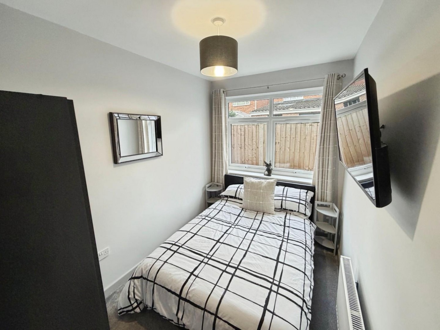 Glenesk Road, Great Sutton