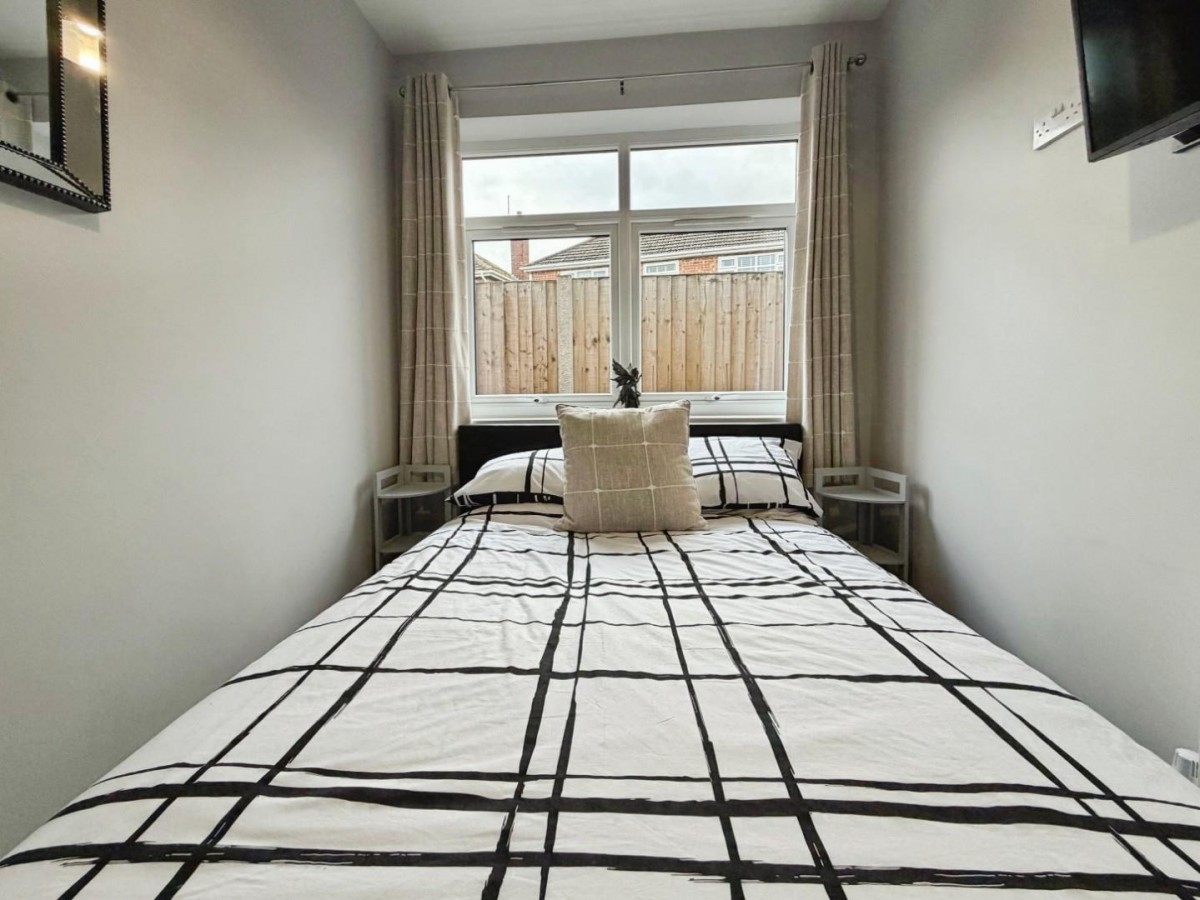 Glenesk Road, Great Sutton