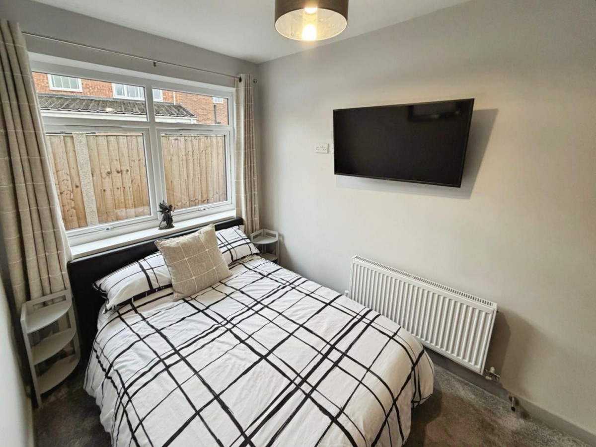 Glenesk Road, Great Sutton