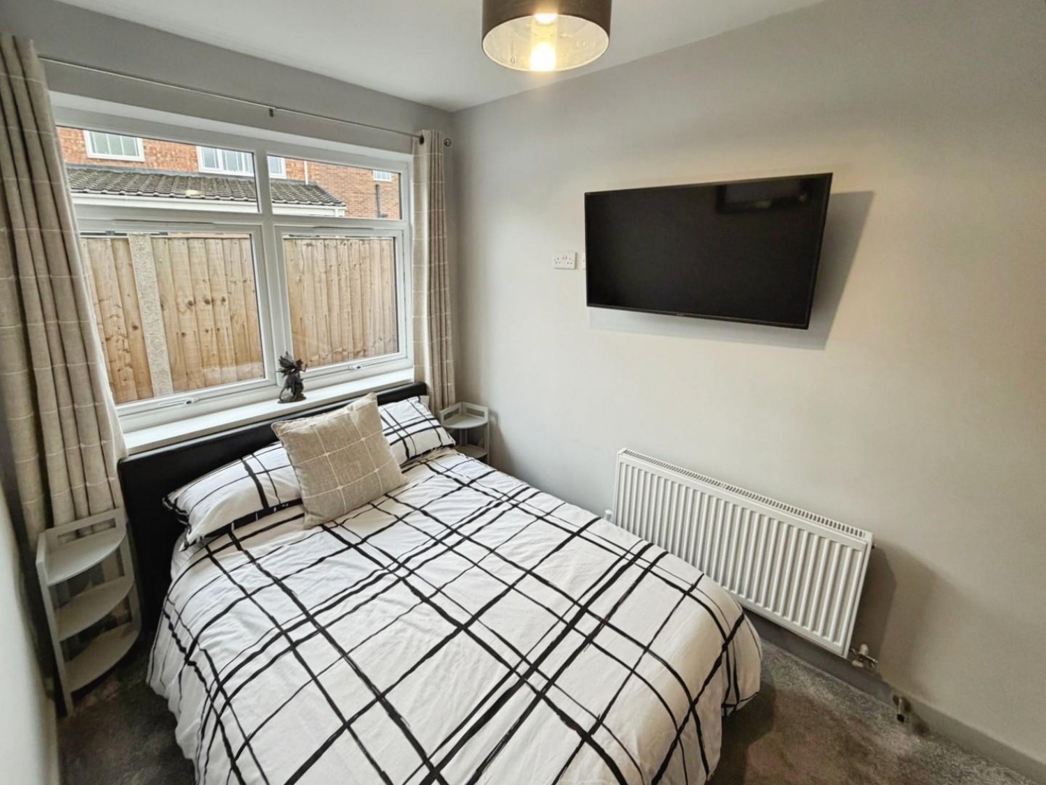 Glenesk Road, Great Sutton