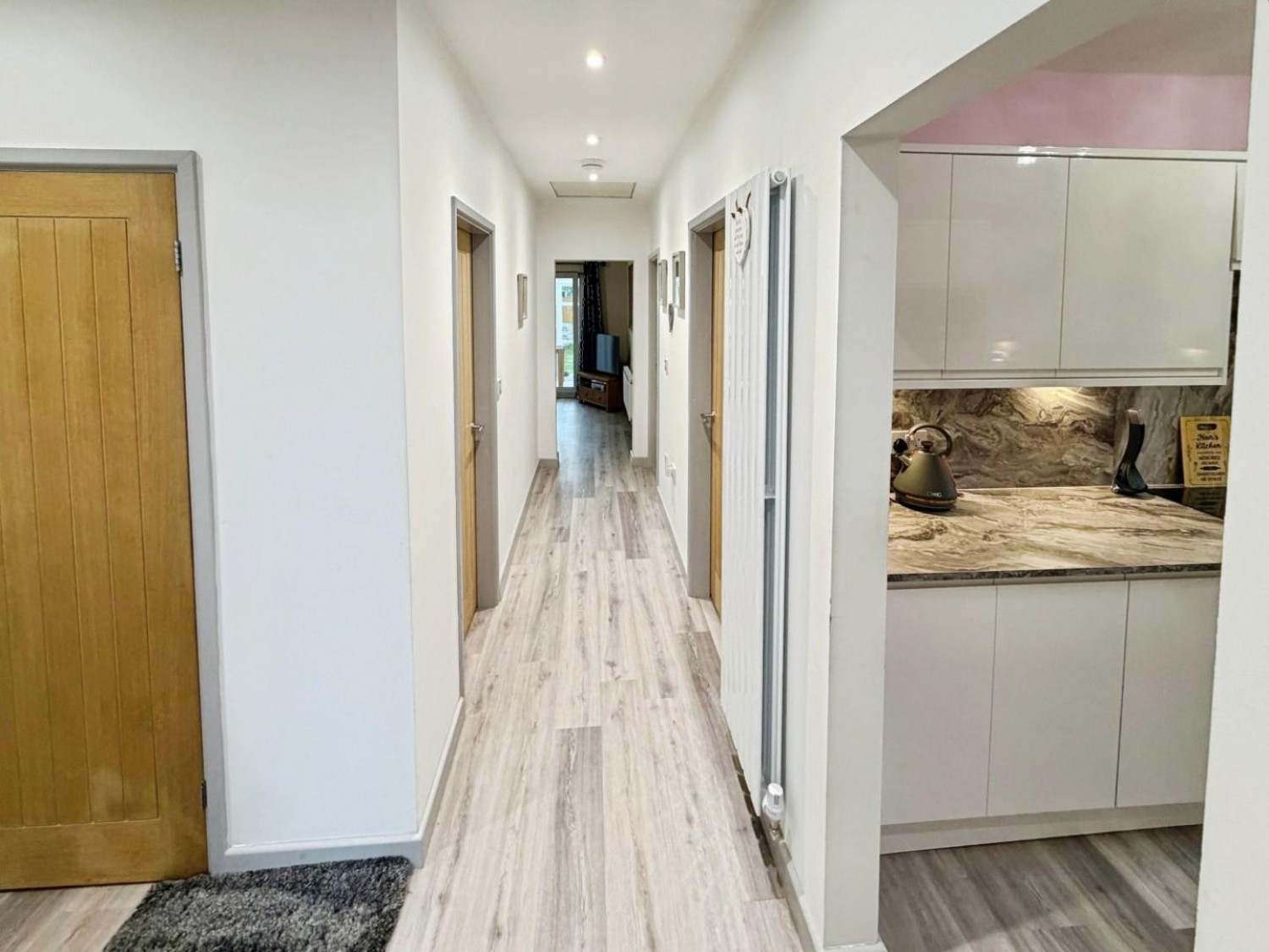 Glenesk Road, Great Sutton