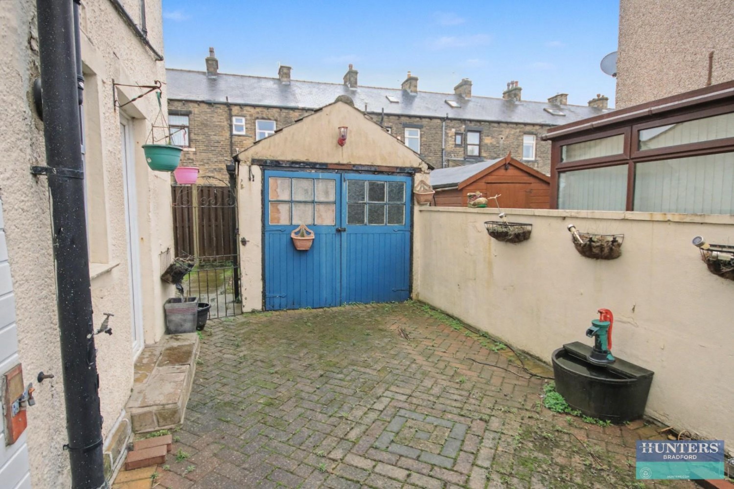Anlaby Street, Laisterdyke, Bradford, West Yorkshire, BD4 8PS