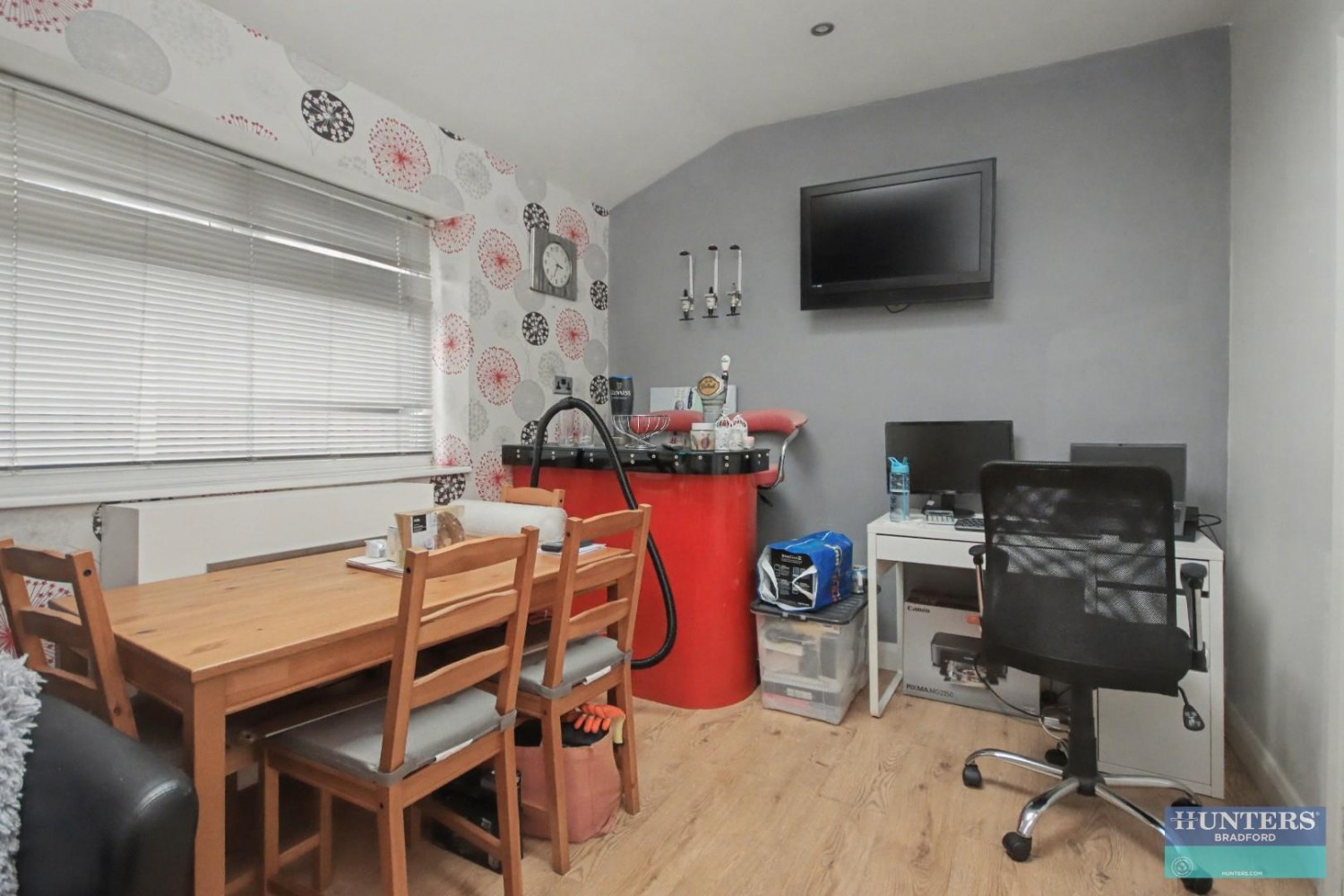 Anlaby Street, Laisterdyke, Bradford, West Yorkshire, BD4 8PS