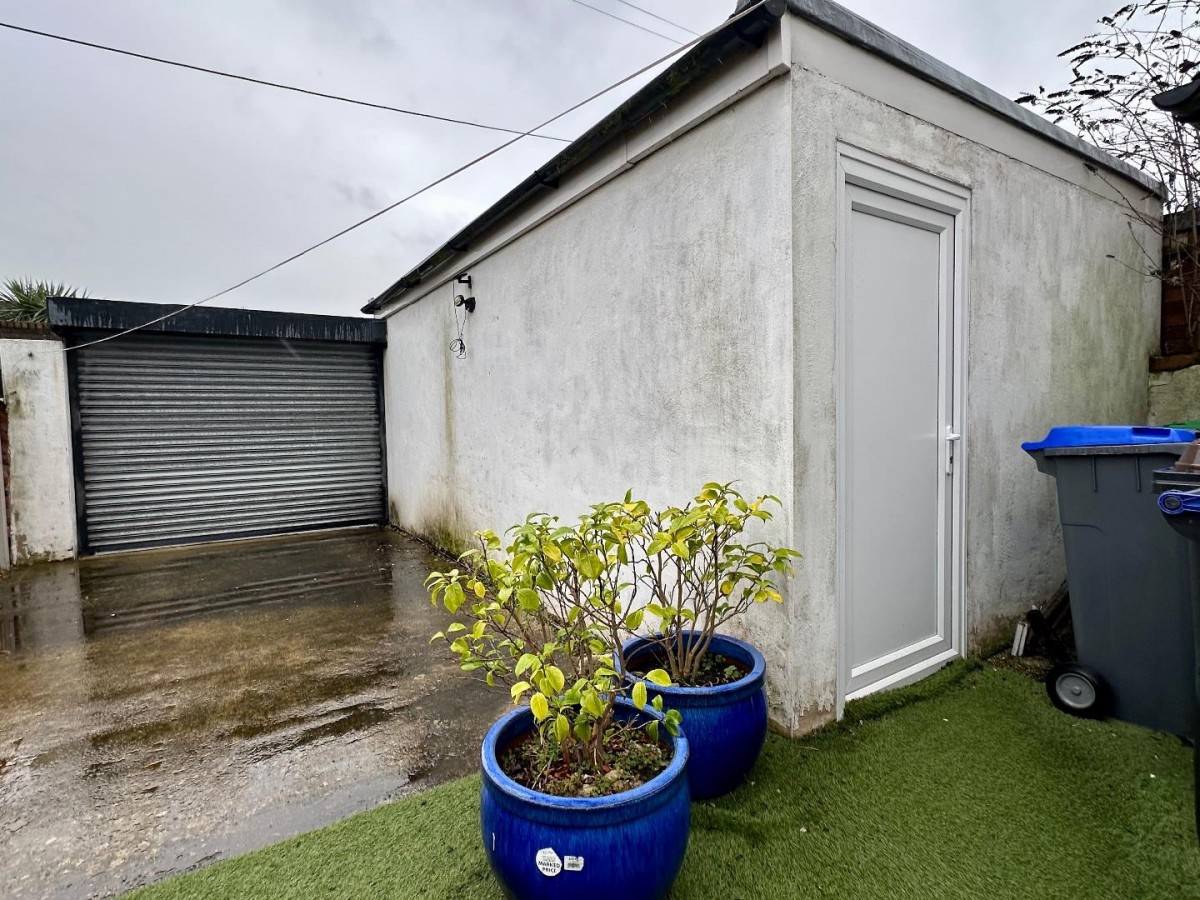 St Annes Road, Blackpool, FY4 2QR