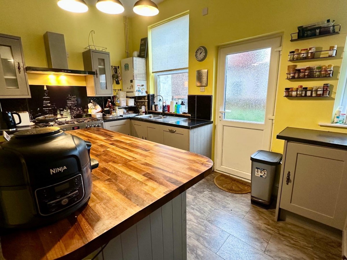 St Annes Road, Blackpool, FY4 2QR