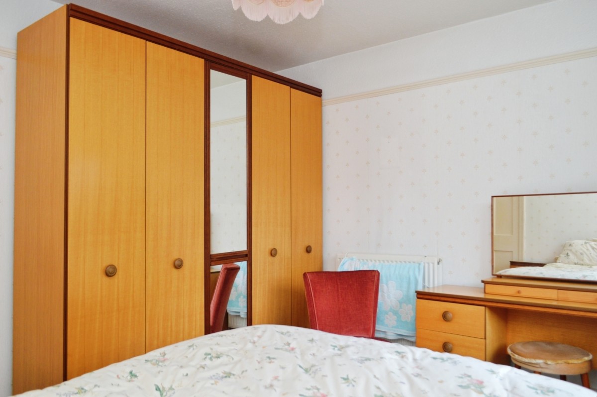 Halliwell Avenue, Oldham