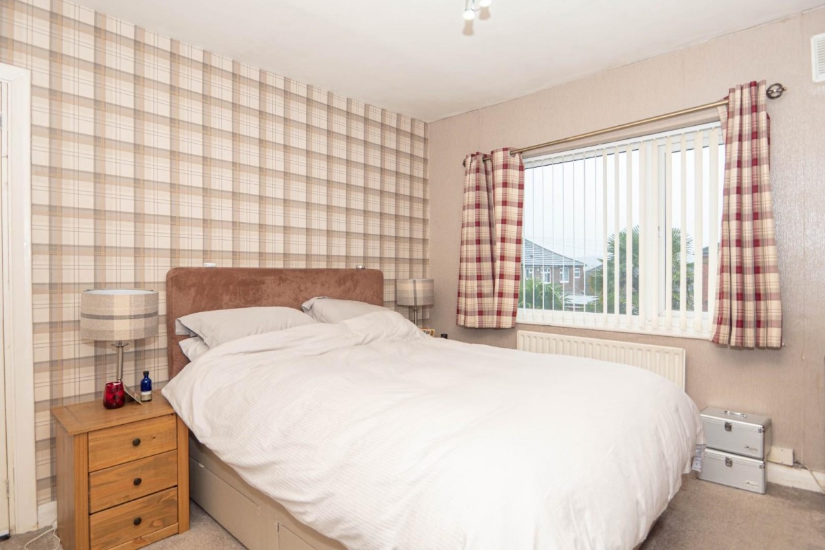 Chatsworth Drive , Pudsey , Leeds , LS28 8JT