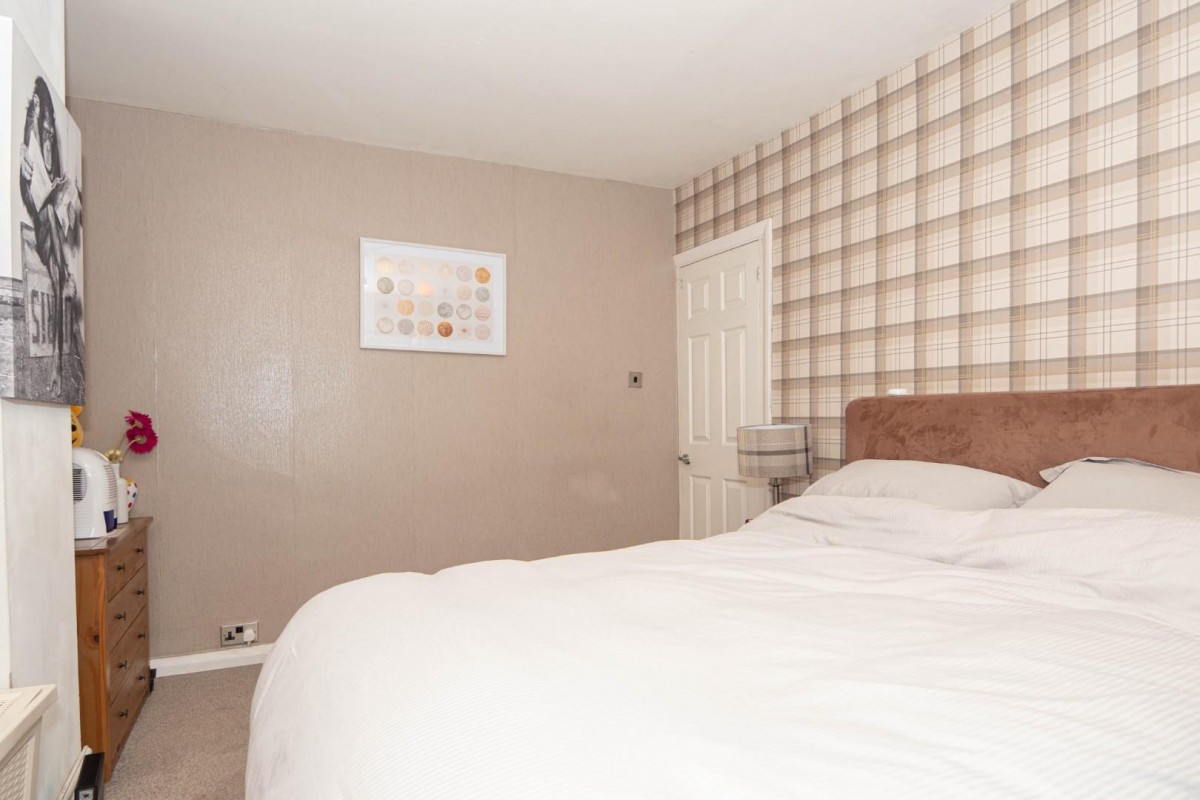 Chatsworth Drive , Pudsey , Leeds , LS28 8JT