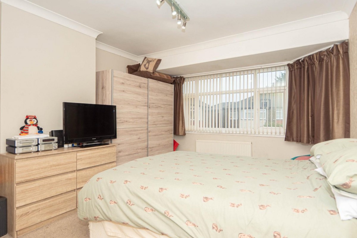 Chatsworth Drive , Pudsey , Leeds , LS28 8JT