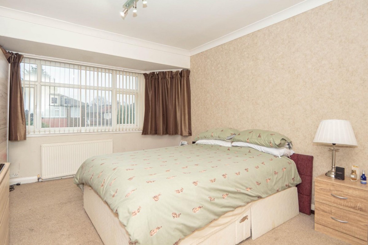 Chatsworth Drive , Pudsey , Leeds , LS28 8JT