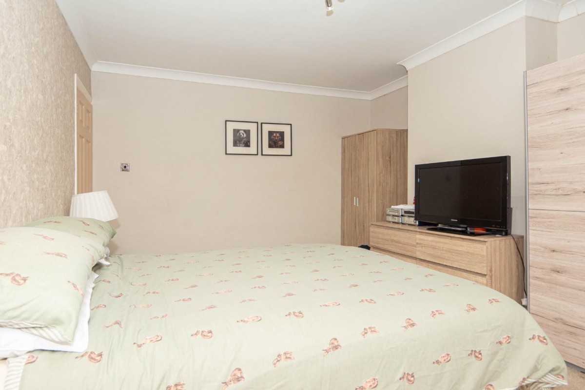 Chatsworth Drive , Pudsey , Leeds , LS28 8JT