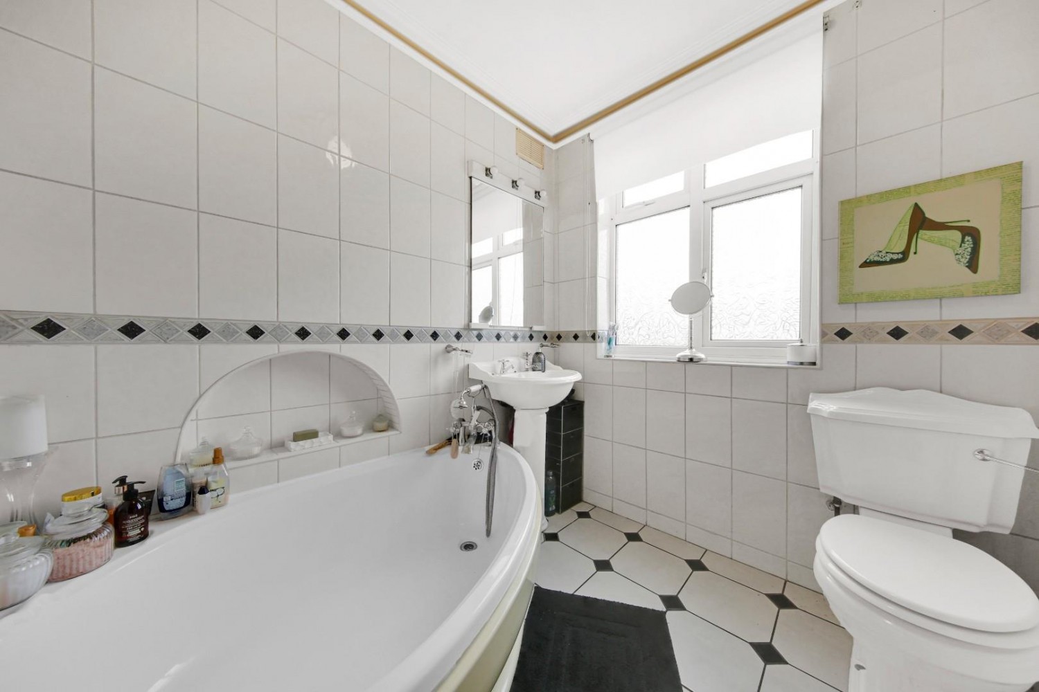 Rose Glen, Romford, RM7