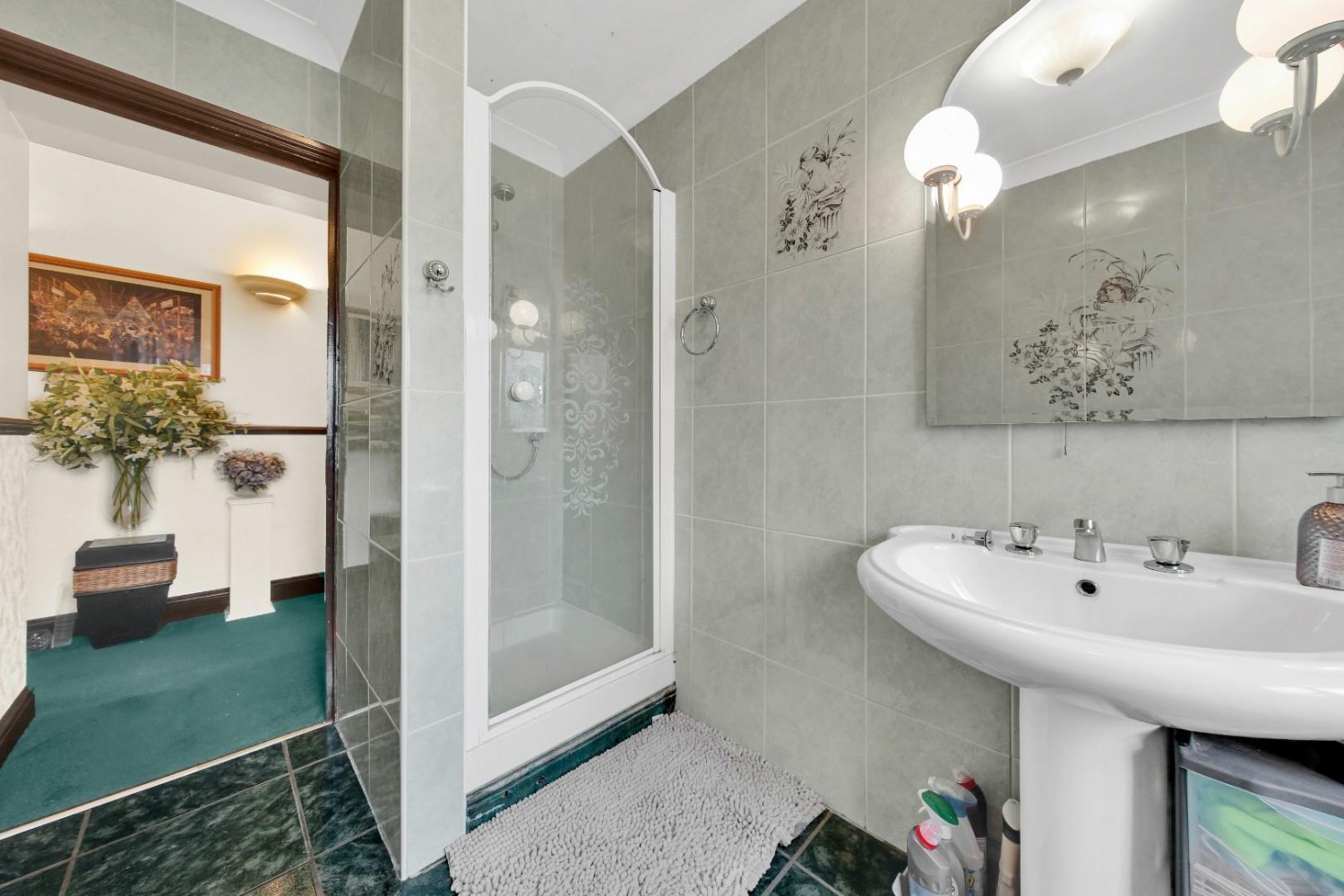 Rose Glen, Romford, RM7