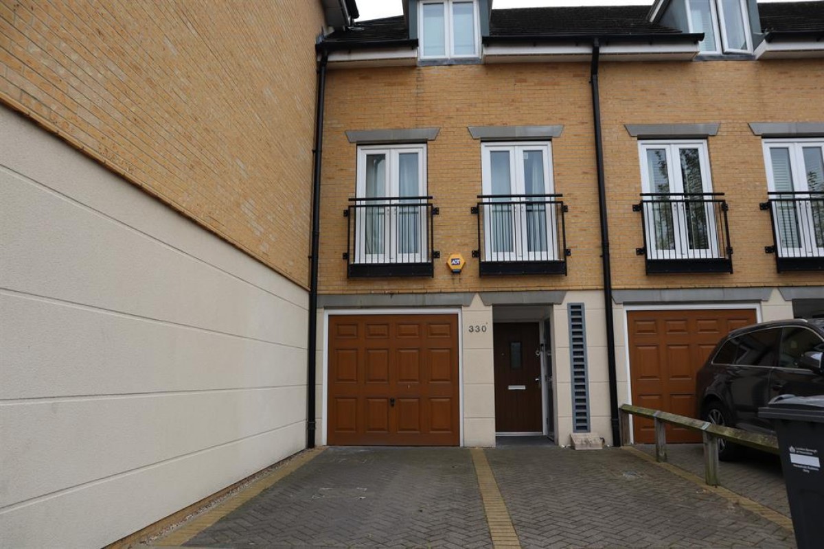 Beavers Lane, Hounslow, TW4