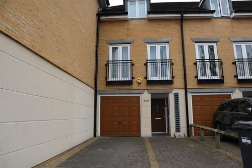 Beavers Lane, Hounslow, TW4