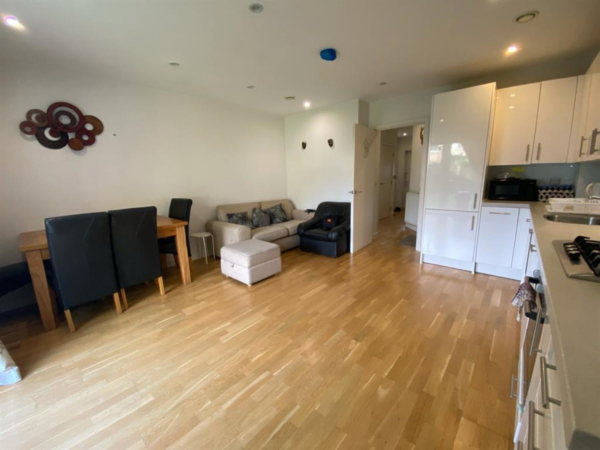 Beavers Lane, Hounslow, TW4