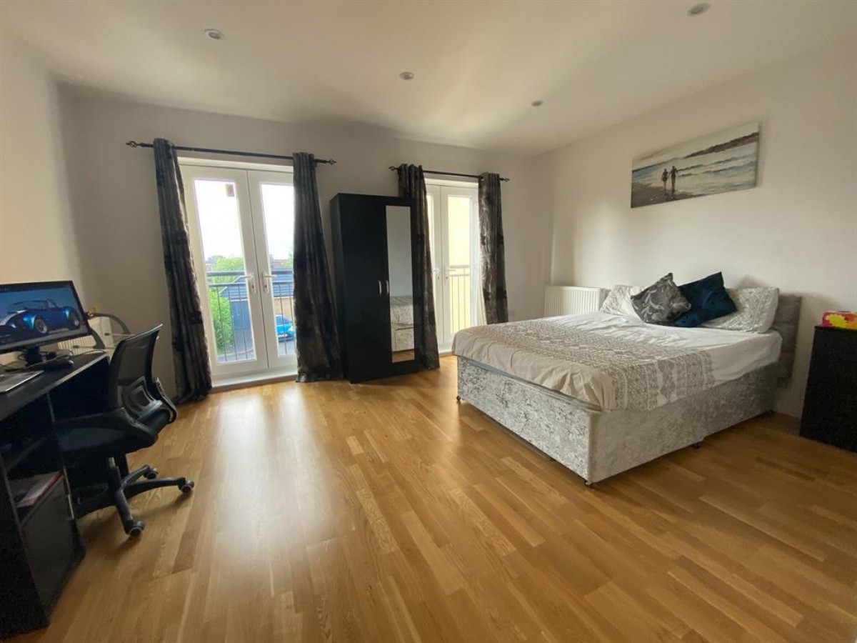 Beavers Lane, Hounslow, TW4