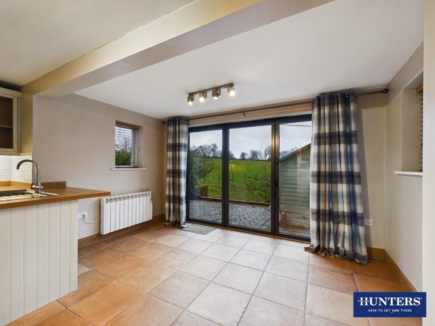 Low Row, Brampton, CA8