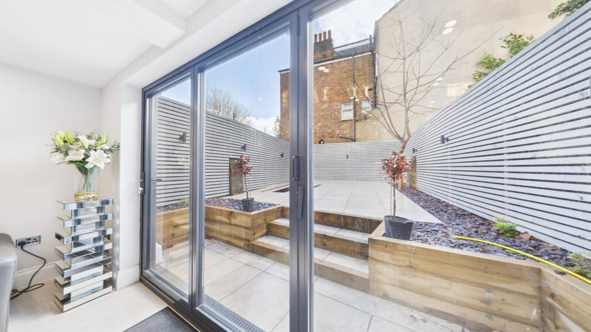 Grayling Road, London, N16