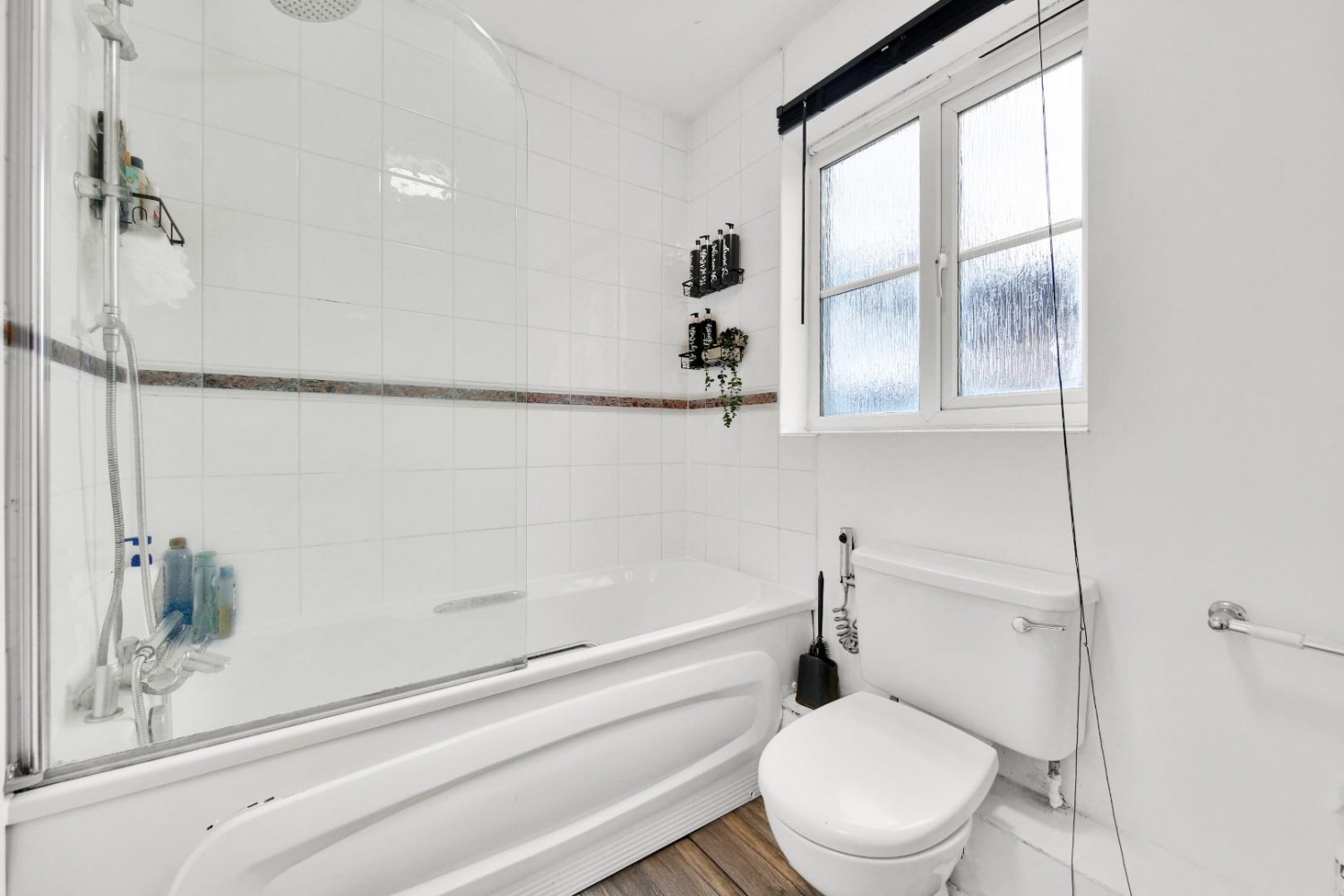 2 bedroom Flat for sale in Ridley Close, Barking, IG11