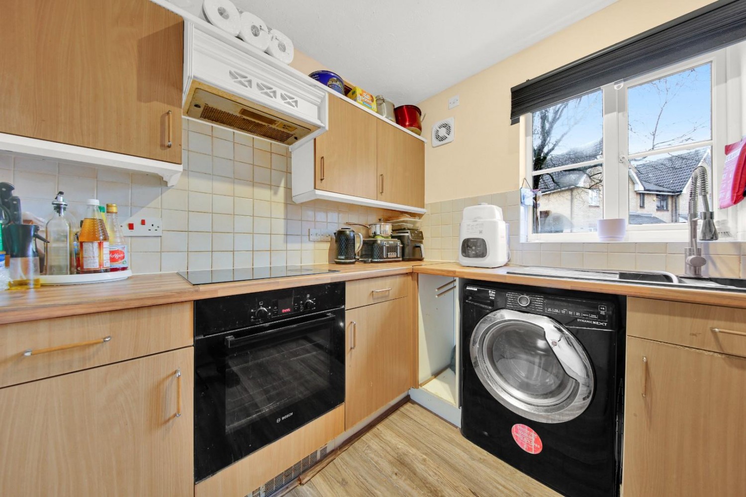 2 bedroom Flat for sale in Ridley Close, Barking, IG11