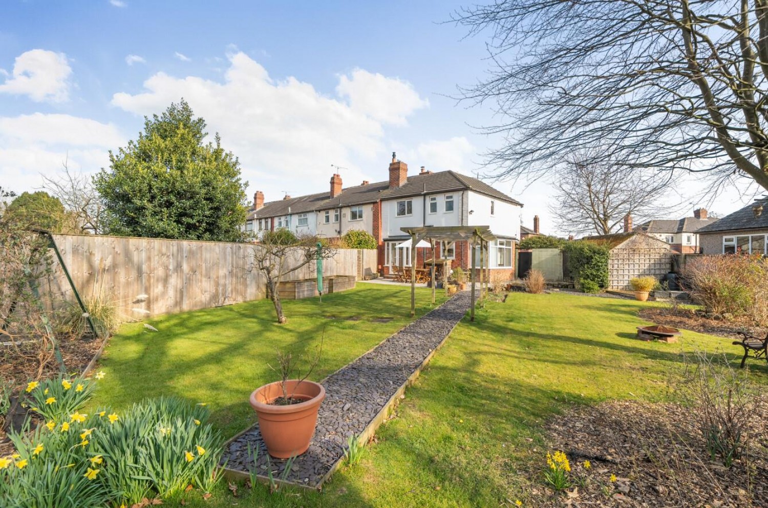 Hawkswood Crescent, Leeds, LS5