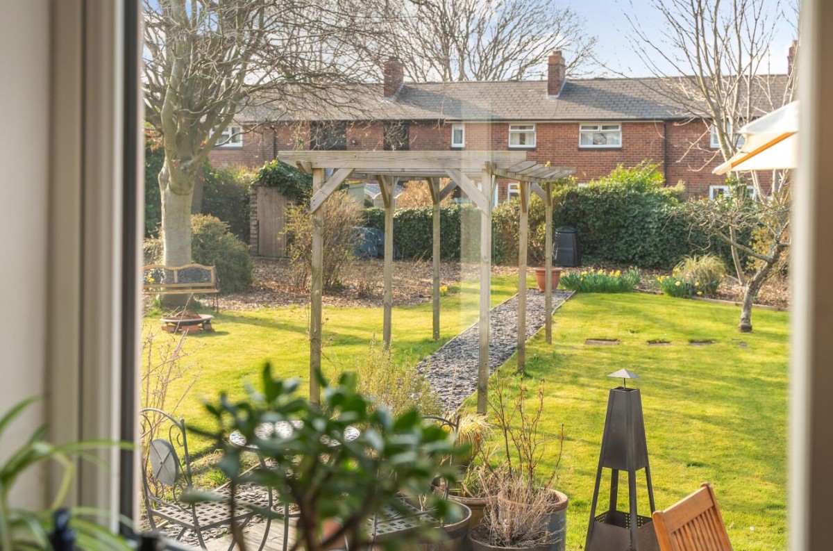 Hawkswood Crescent, Leeds, LS5