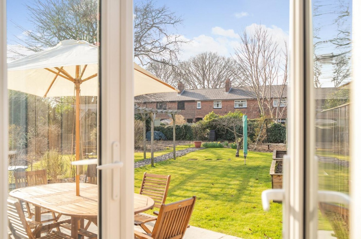 Hawkswood Crescent, Leeds, LS5