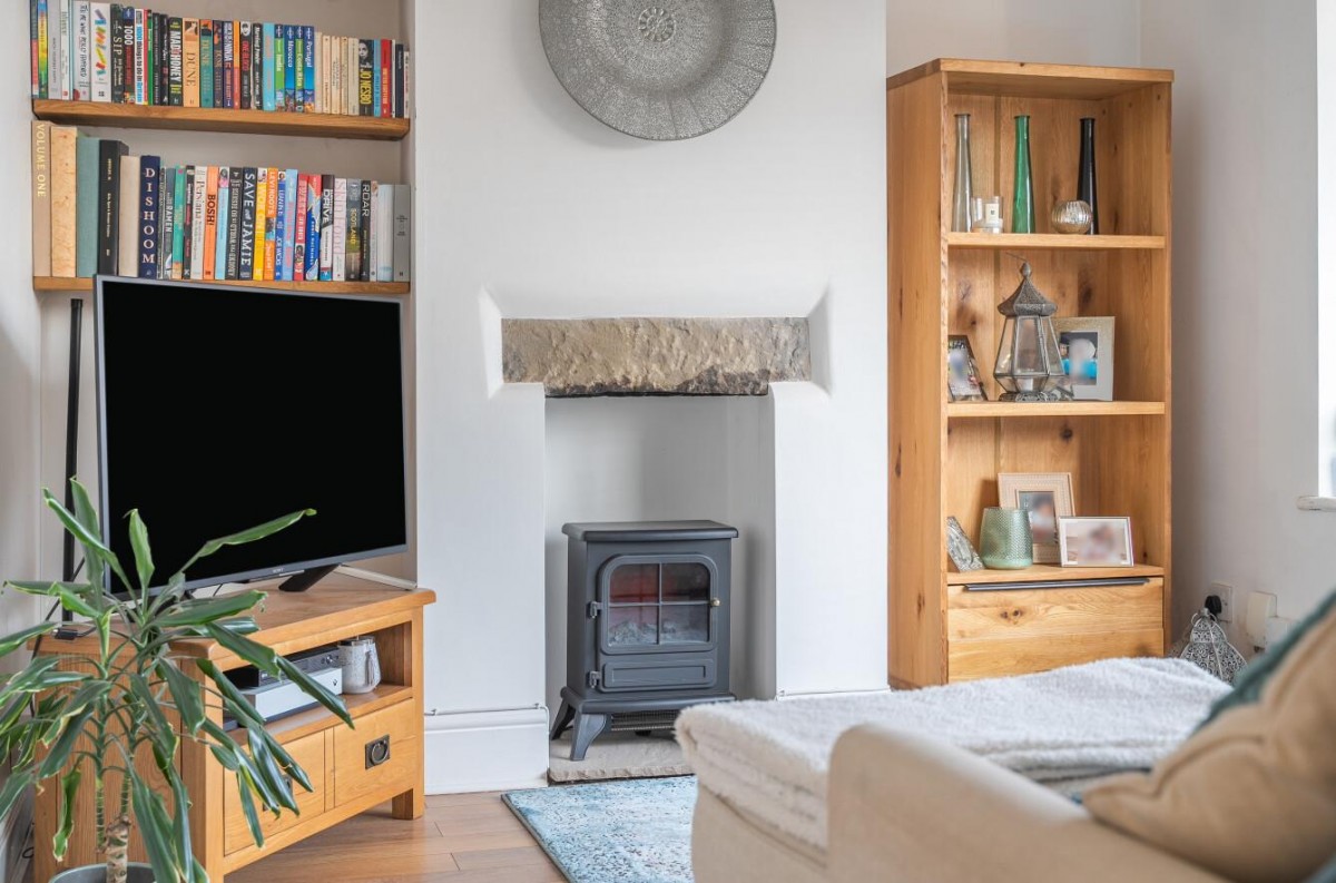 Hawkswood Crescent, Leeds, LS5