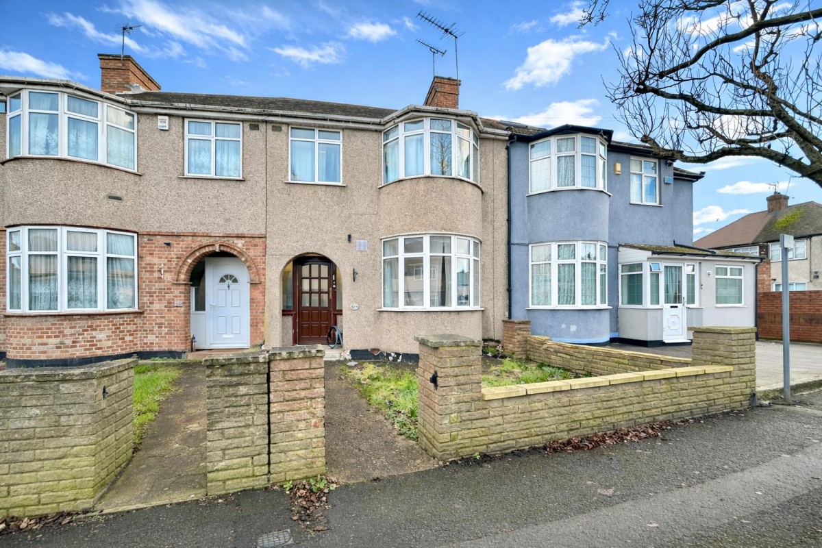 St. Anselms Road, Hayes, UB3 1SB