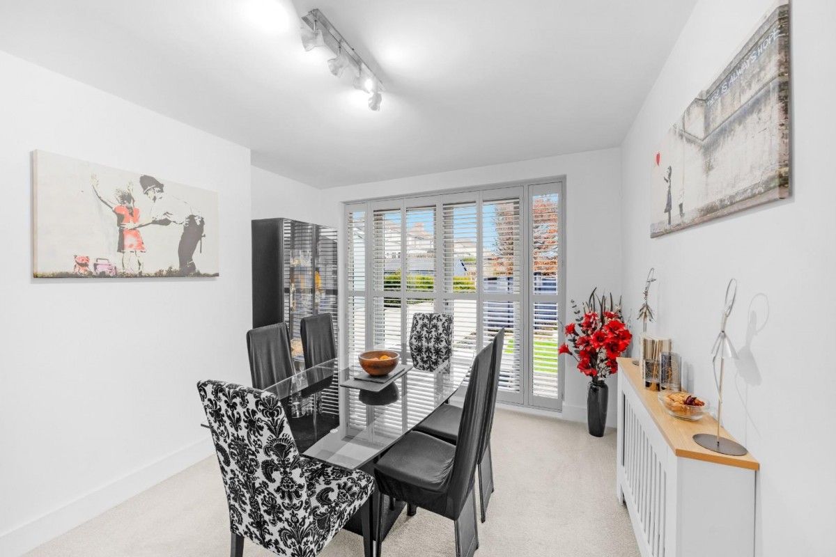 Valley Road, Bristol