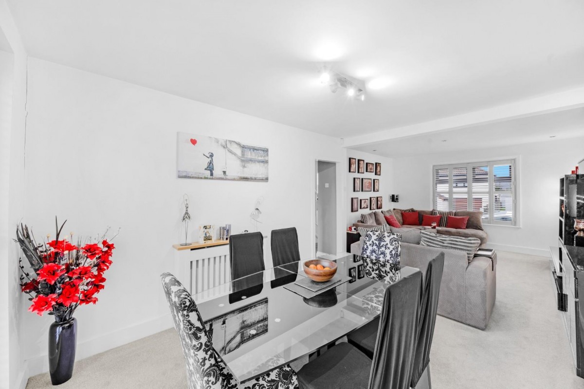 Valley Road, Bristol