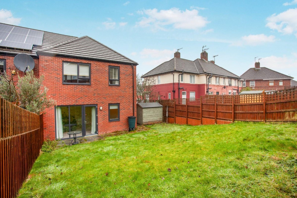 Longley Avenue West, Sheffield