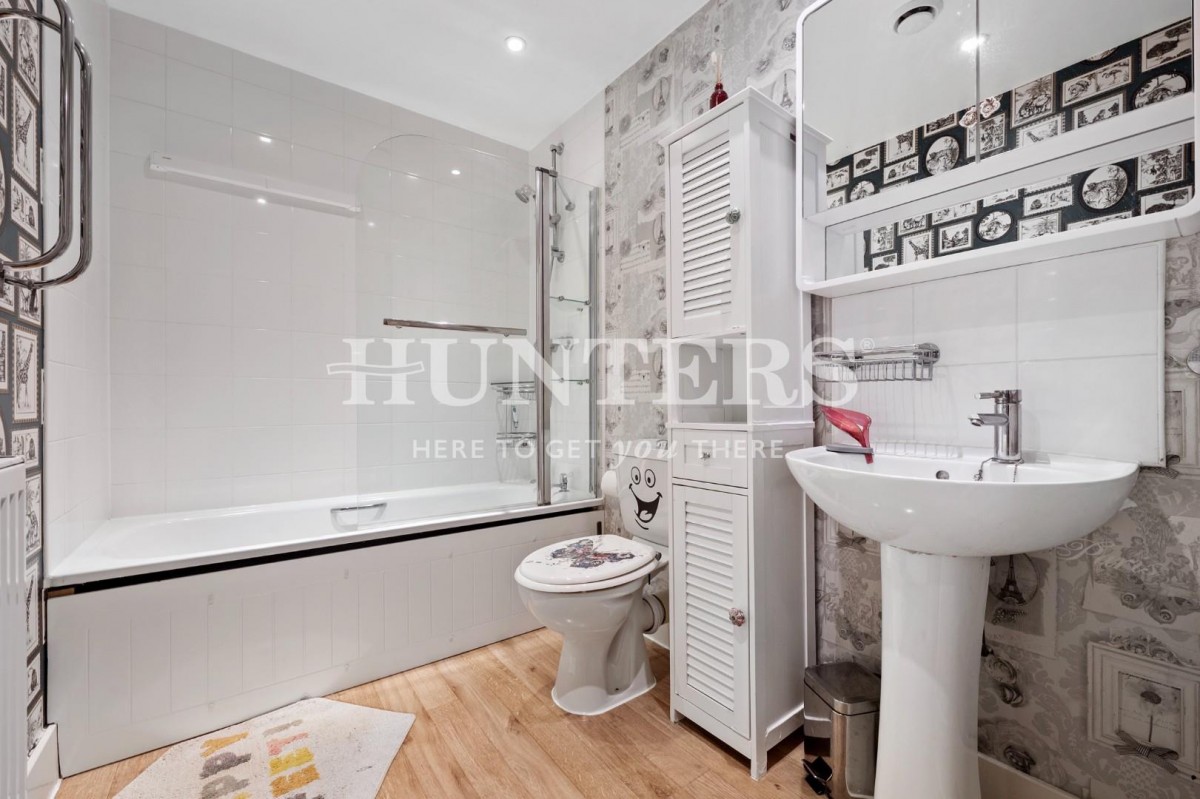 Malvern Road, London