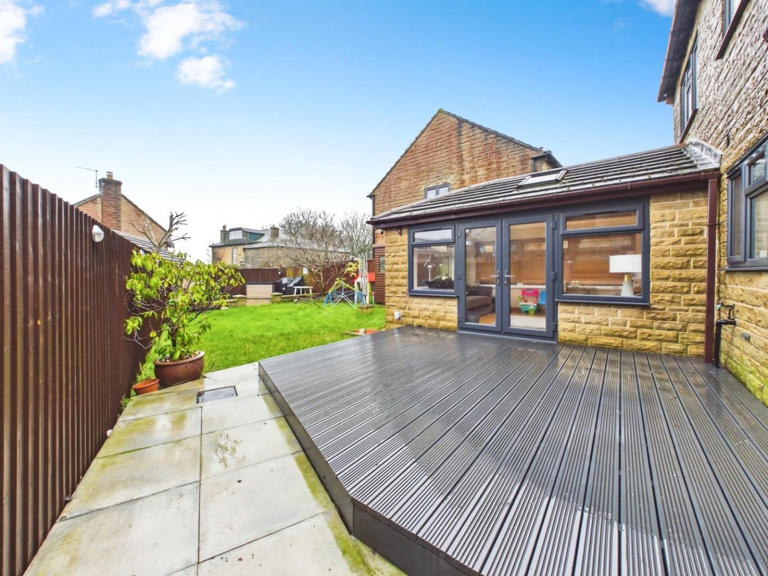 Wellington Road, Wilsden, Bradford