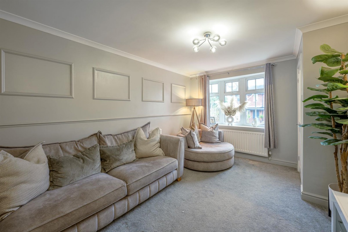 Fitzgerald Place, Brierley Hill, DY5 2SZ