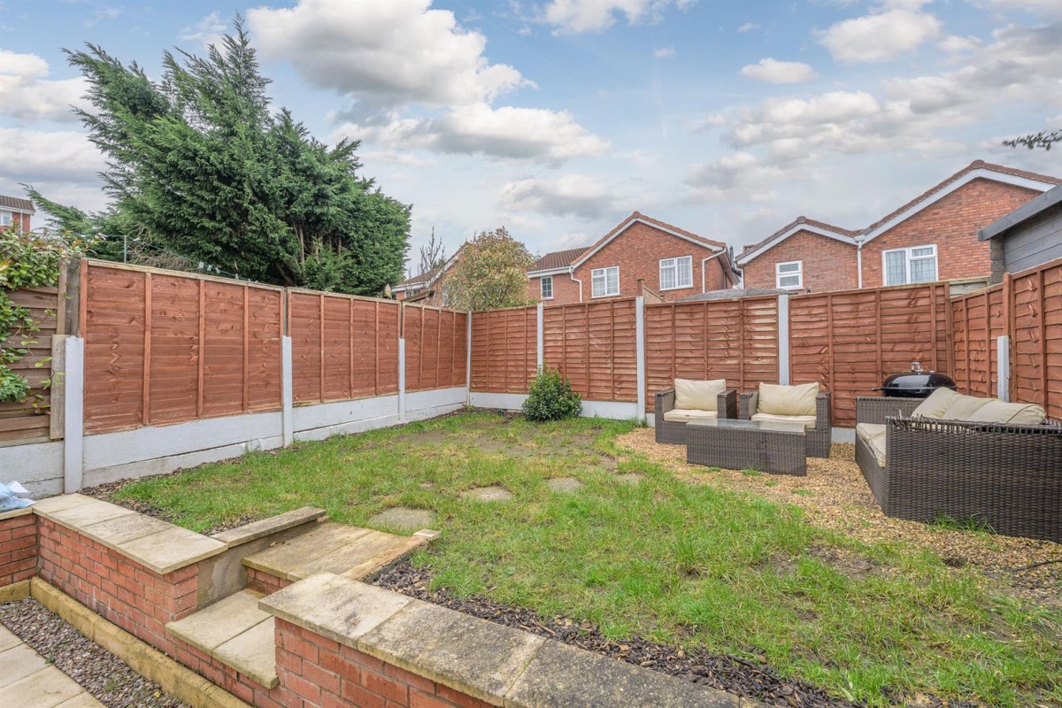 Fitzgerald Place, Brierley Hill, DY5 2SZ