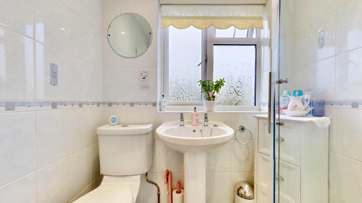 Canon Avenue, Chadwell Heath, RM6