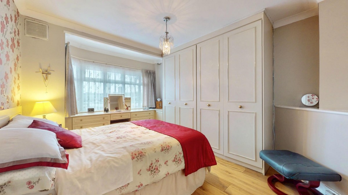 Canon Avenue, Chadwell Heath, RM6