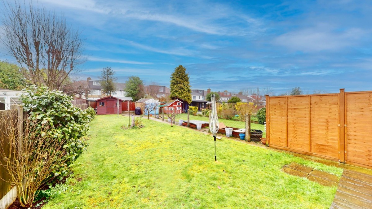 Canon Avenue, Chadwell Heath, RM6