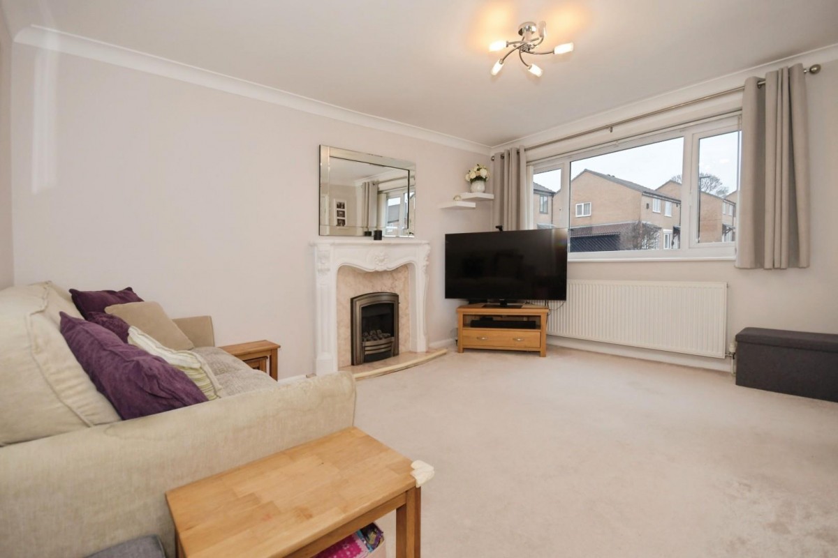 Crestwood Court, Sheffield Lane Top, S5