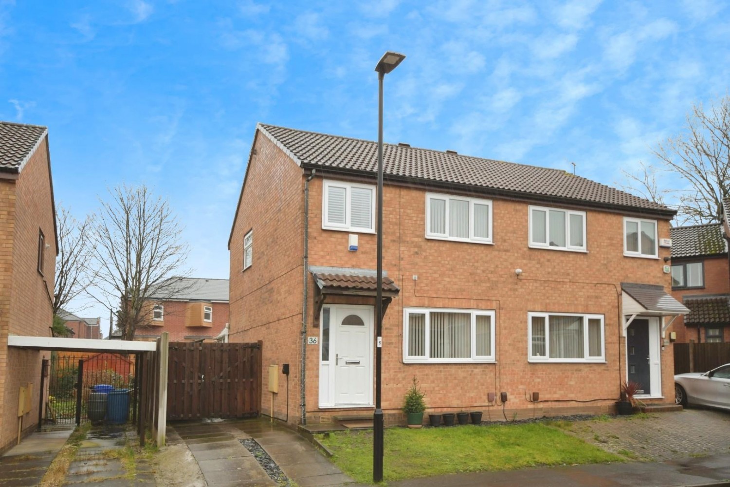 Crestwood Court, Sheffield Lane Top, S5