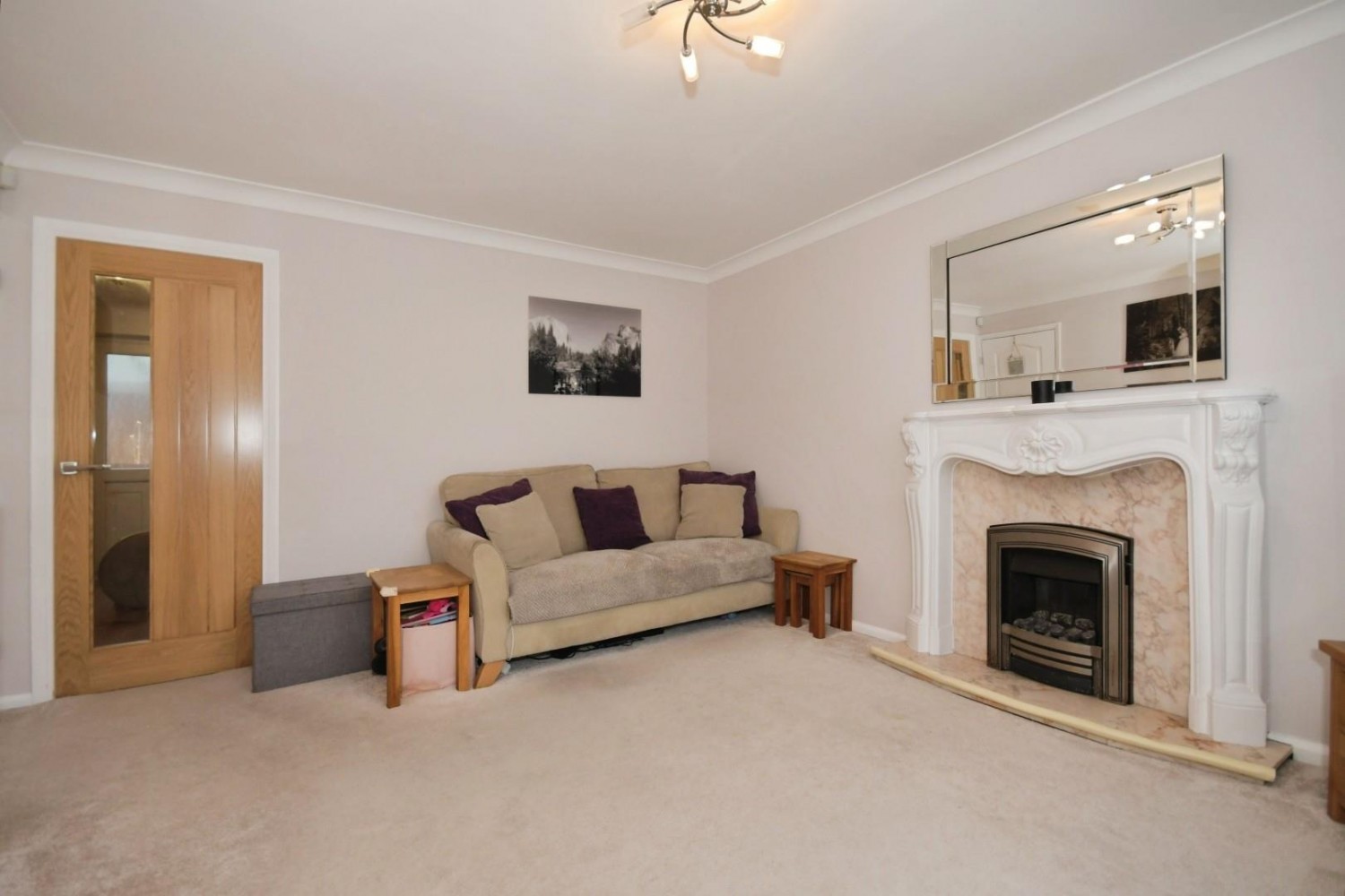 Crestwood Court, Sheffield Lane Top, S5