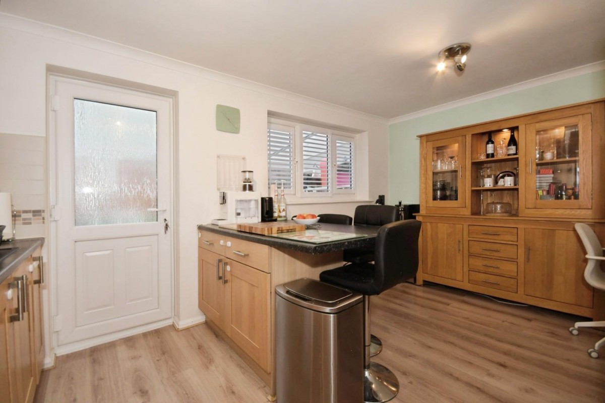 Crestwood Court, Sheffield Lane Top, S5