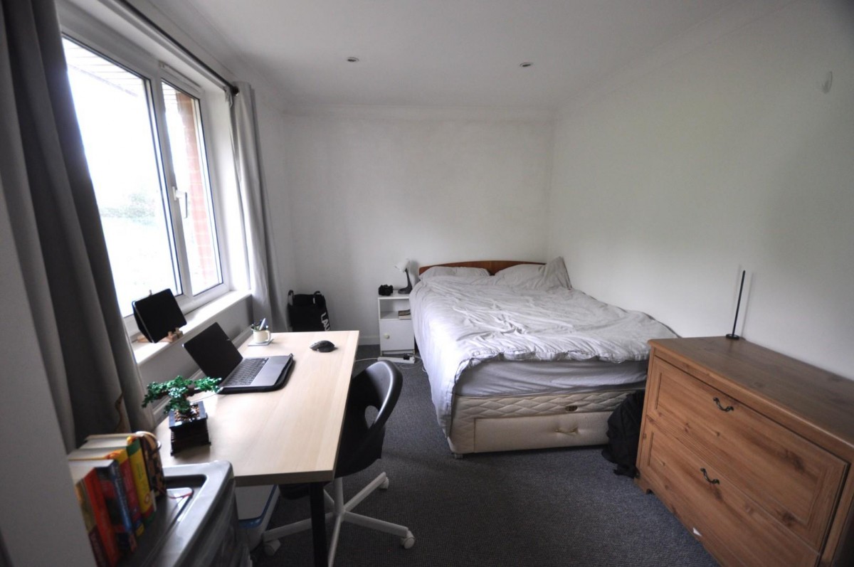 Butts Road, Exeter, EX2 5BE