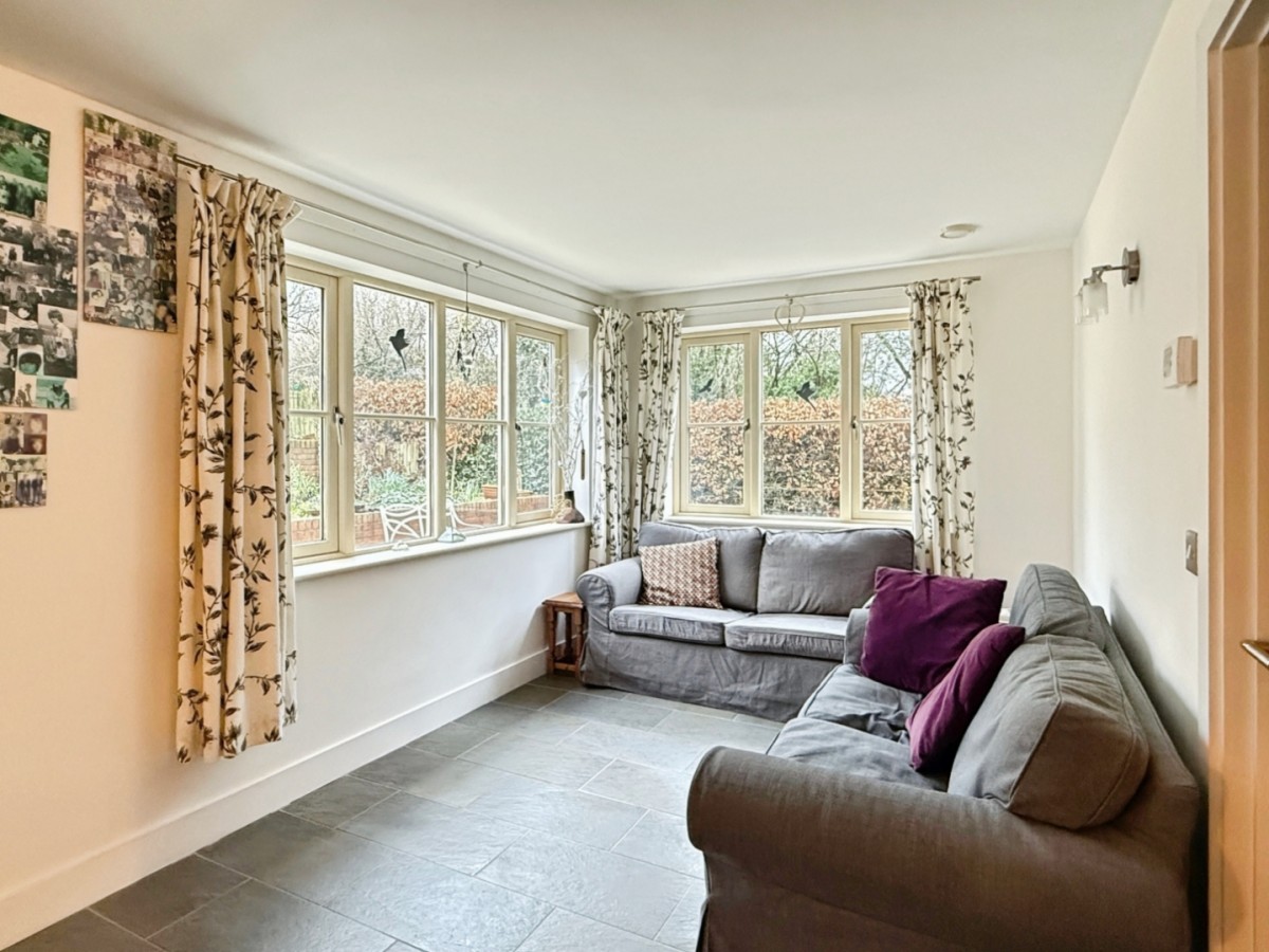 Ash Close, Kings Stanley, Stonehouse