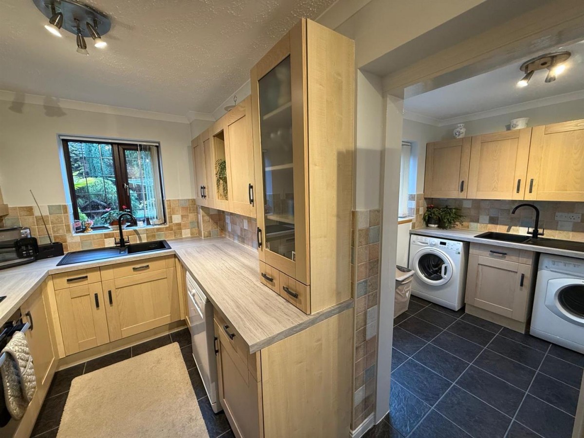 Bramble Close, Cradley Heath, B64 5QQ