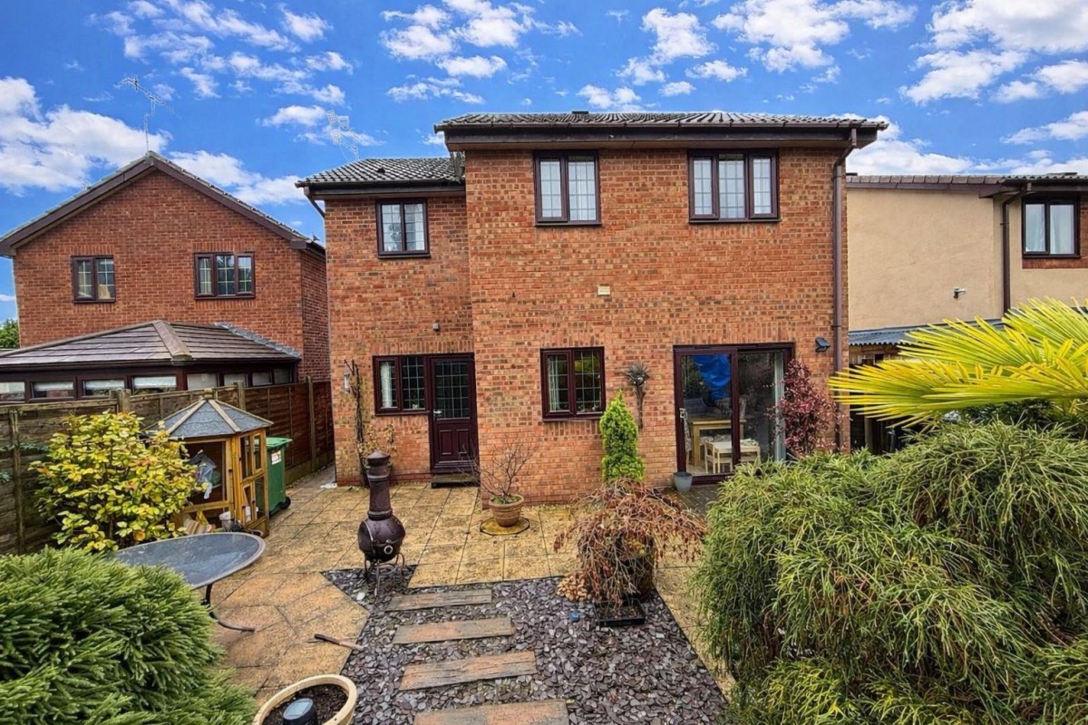 Bramble Close, Cradley Heath, B64 5QQ